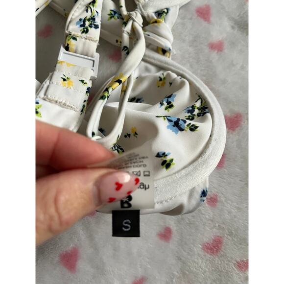Blackbough Floral Coquette Mini Style Floral Bikini Top In Color White - Picture 9 of 9
